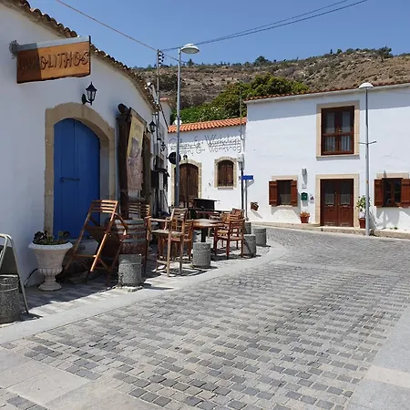 2 Bedroom Penthouse In With Communal Pool