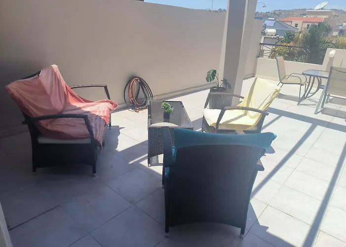 2 Bedroom Penthouse In With Communal Pool