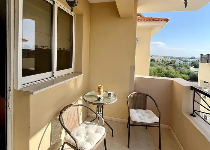 Daire 2 Bedroom Penthouse In With Communal Pool *
